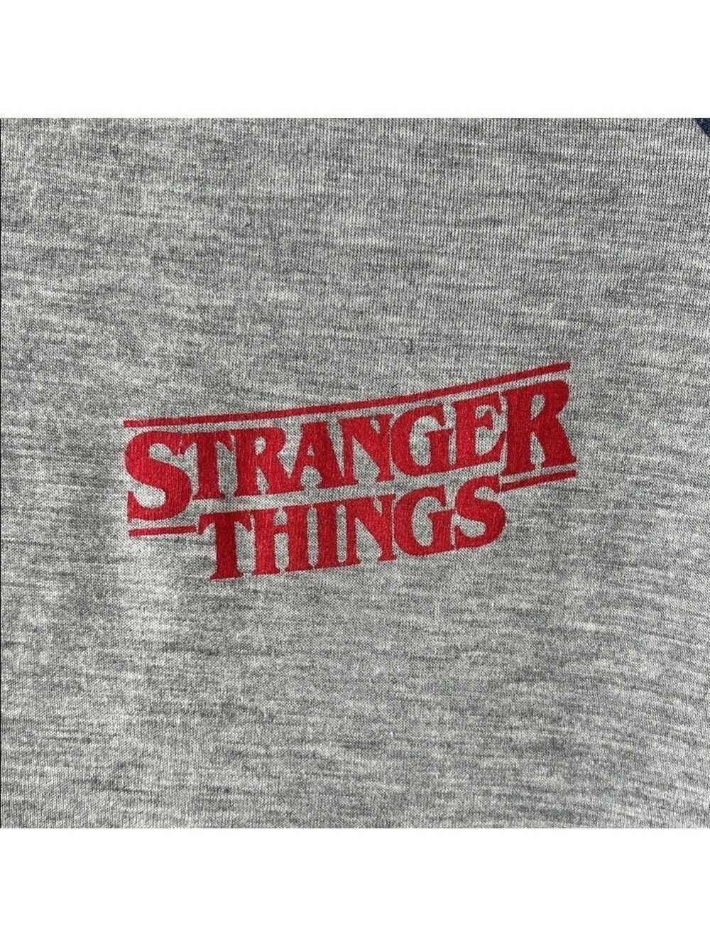 Stranger Things Gray Raglan T-Shirt Small - Picture 3 of 9